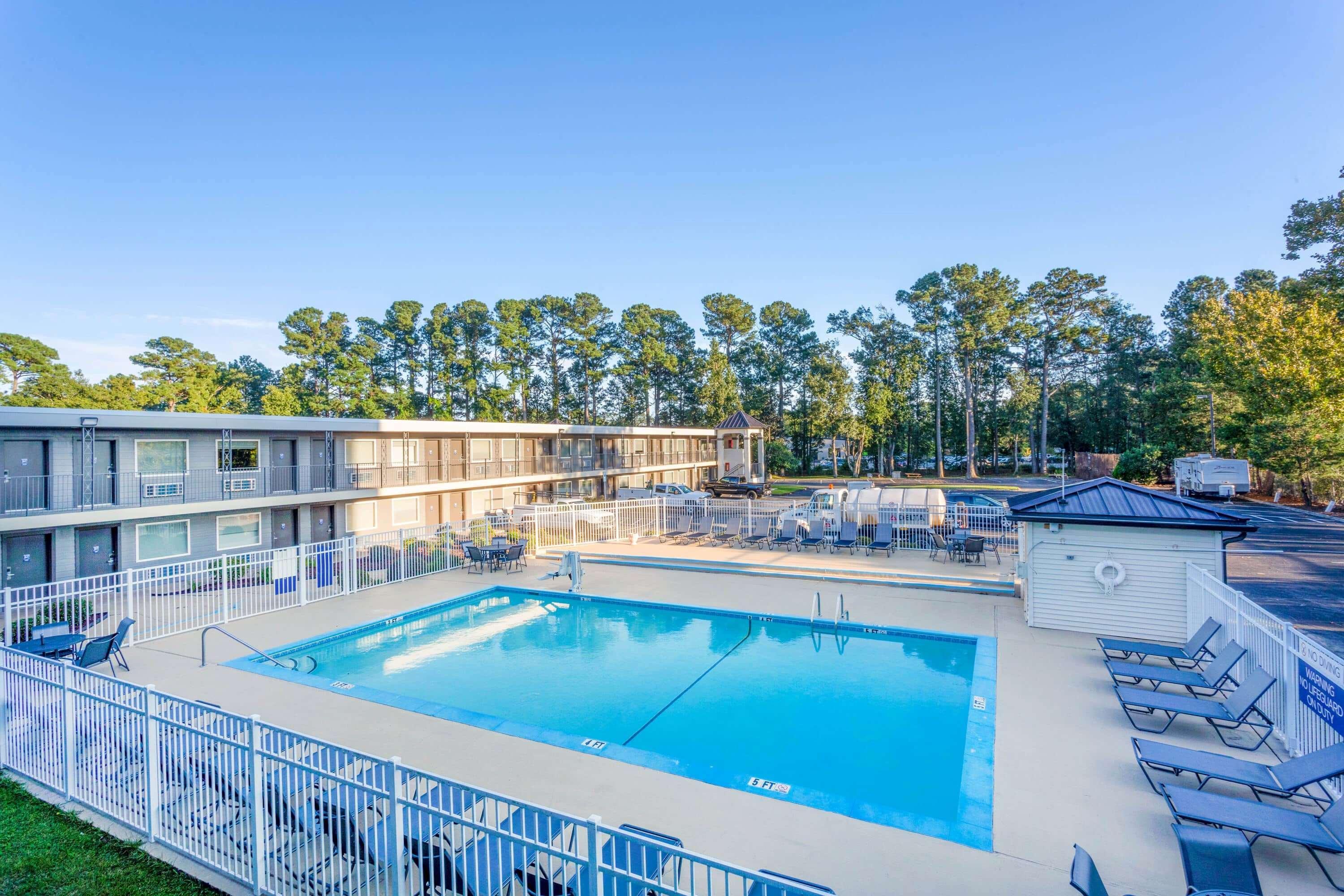 Days Inn By Wyndham Wilmington / University מראה חיצוני תמונה